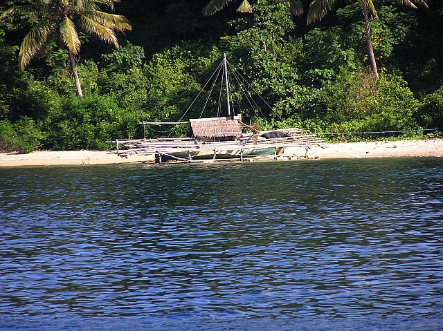 bitung vicinity - abandoned fishing boat.jpg