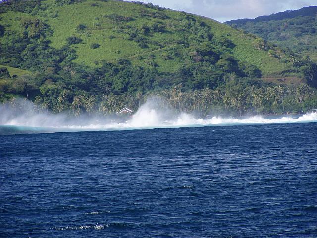 Surf approaching Pt Phaeton.jpg