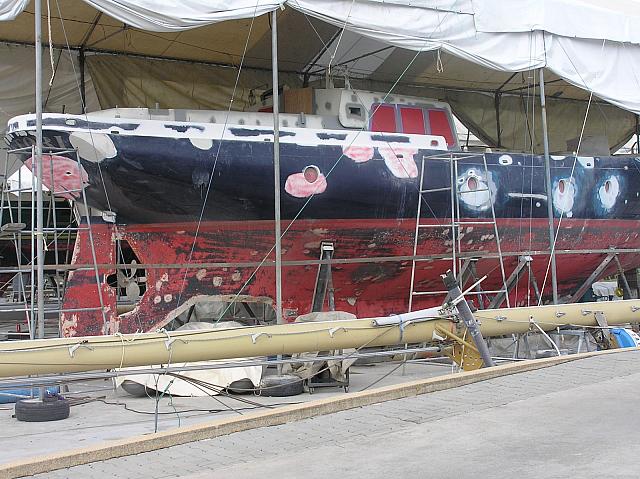 (B)more fairing on upper rail.JPG