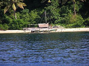 bitung vicinity - abandoned fishing boat.jpg