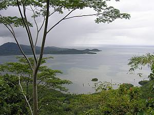 B) View to the west of Pohnpei.jpg