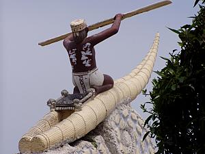 Huanchaco Statue.JPG